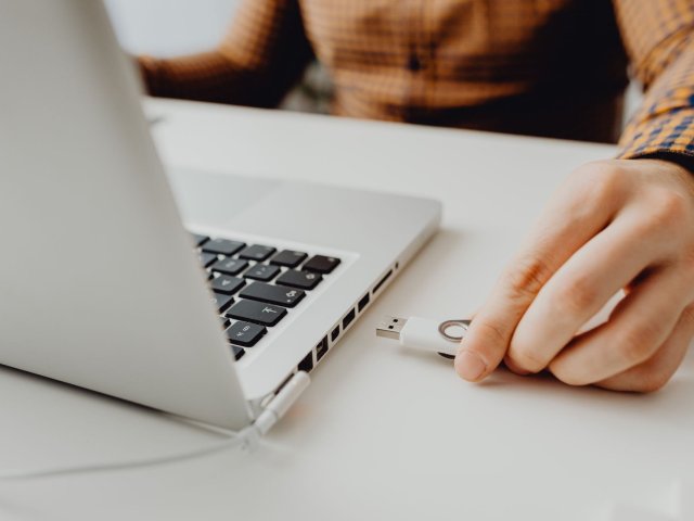 Svá data vloni nenávratně ztratilo 56 % IT uživatelů