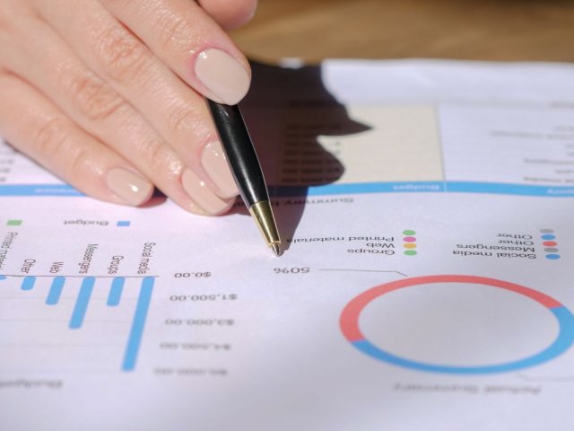 Růst důvěry v ekonomiku v únoru pokračoval