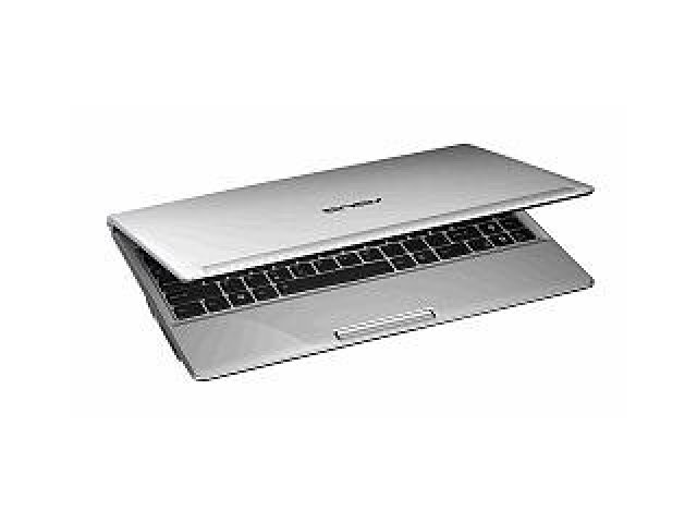 Asus má další nadupané notebooky