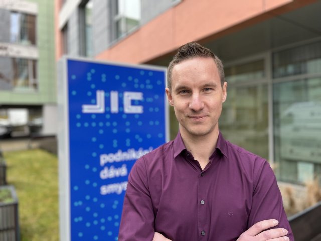 Jiří Tobola pomůže JIC