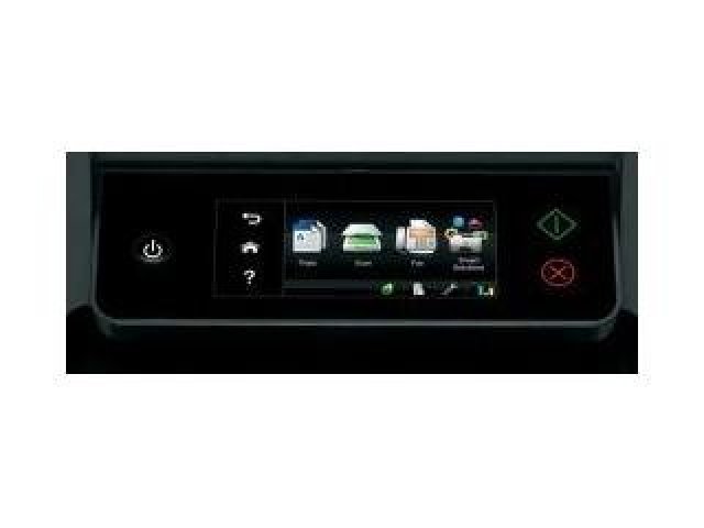 Multifunkce s dotykovou obrazovkou připojitelné k webu