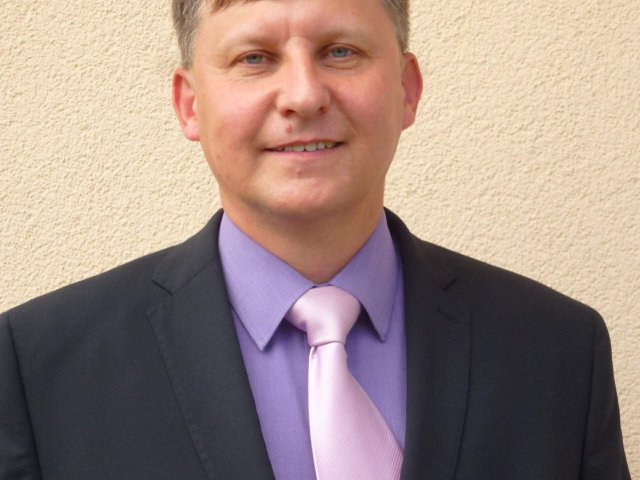 OKsystem: Petr Hofman