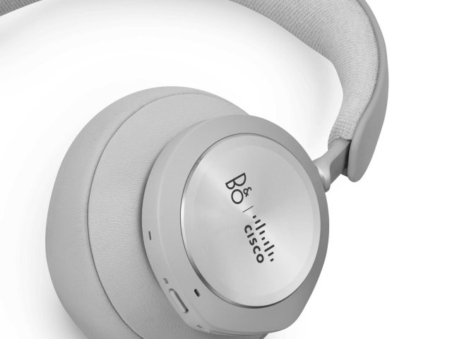 Cisco a Bang & Olufsen vytvořili prémiový headset pro hybridní práci i poslech na cestách