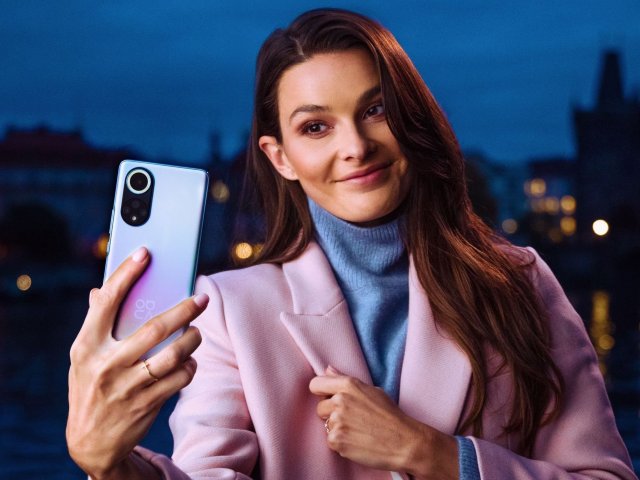 Globální potíže s výrobou a logistikou dolehly na trh s mobilními telefony