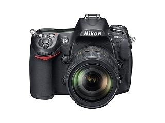 Nikon ohlašuje digitální zrcadlovky D3000 a D300S