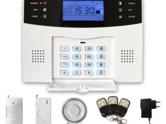 Víceúčelový bezdrátový GSM zabezpečovací systém iGET Security M2B