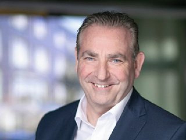 Jak mohou UPS přeměnit datová centra na energetické hrdiny