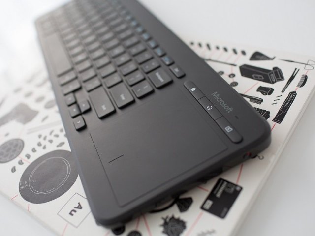 Microsoft: all-in-one Media Keyboard