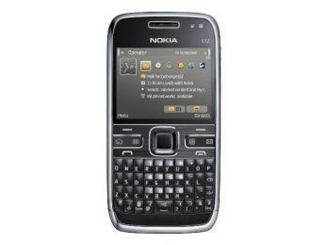 Nokia E72 staví na osvědčených základech