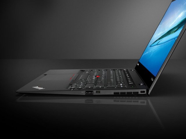 Společnost Lenovo získala dvě designová ocenění Red Dot „Best of the Best“