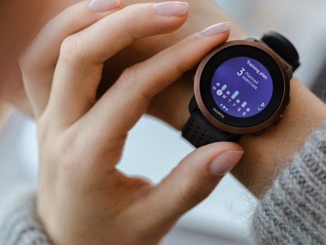 Tech Data nabídne nositelnou elektroniku od společnosti Suunto