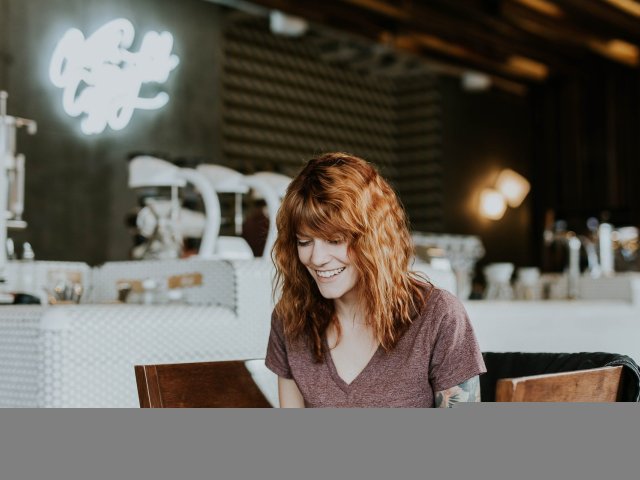 Mailkit: Dvě třetiny příjemců otevírají e-maily na osobních počítačích, třetina na mobilech