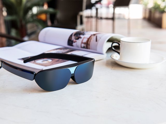 Chytré brýle od TCL poslouží pro práci i zábavu