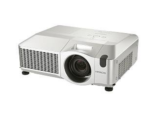 Nové projektory od Hitachi