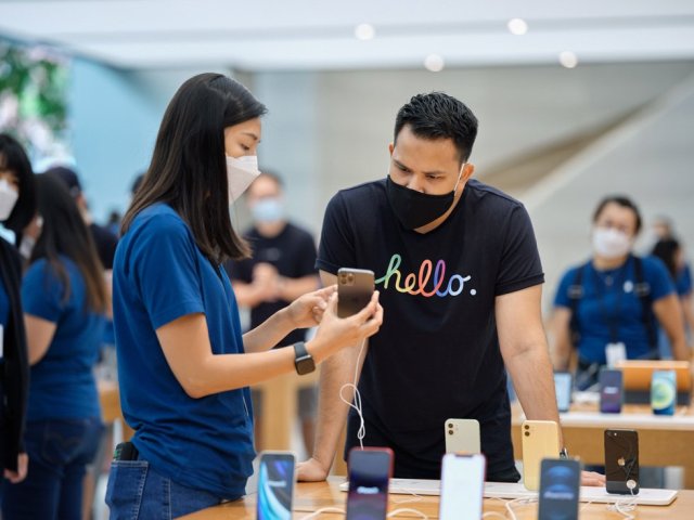 Prodej smartphonů vykázal oživení o více než 25 %