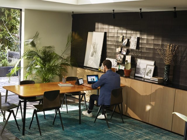 Celosvětové výdaje na IT letos překročí čtyři biliony USD