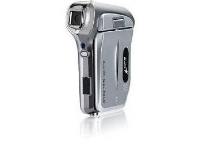 HD kamera G-Shot HD520 od Geniusu na trhu