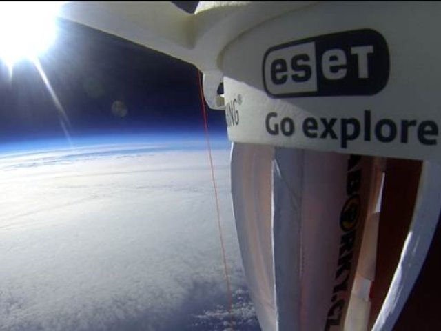 ESET objevuje a letí do vesmíru