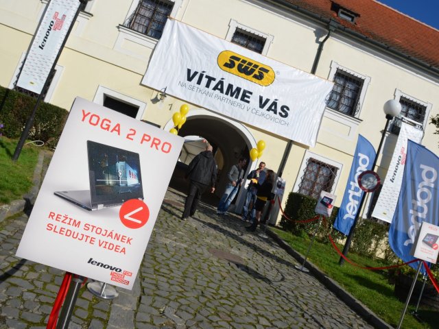 Aerotrim, autíčka a Queenie – podzimní SWS v Čejkovicích