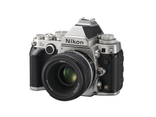 Nikon: fotoaparát Df