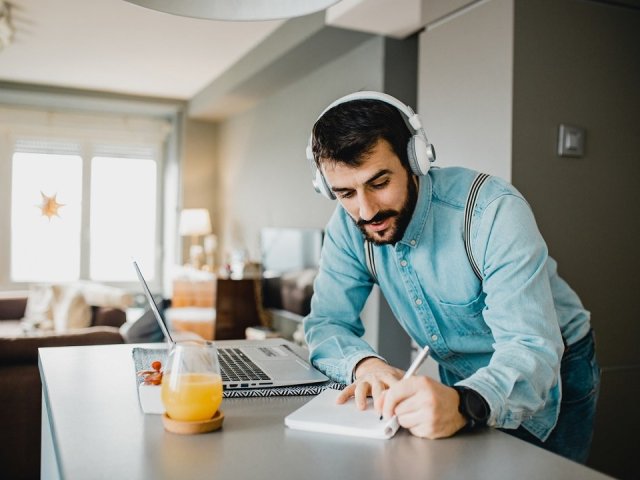 HPE rozšiřuje možnosti řešení GreenLake VDI pro práci na dálku 	