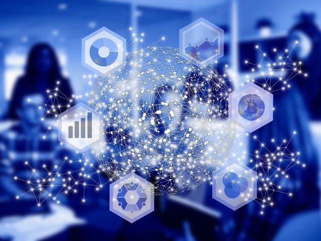 Pandemie nutí firmy zvládnout za pár měsíců to, co by jinak trvalo roky 