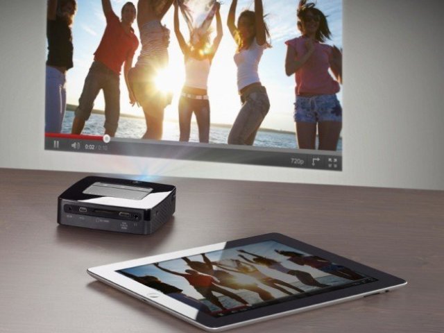 Nový kapesní projektor Philips PicoPix