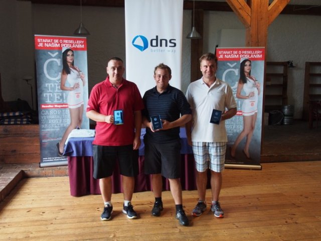 Nervy na golfu s DNS