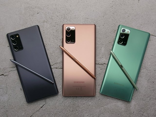 Samsung představil špičkové smartphony a tablety řady Galaxy