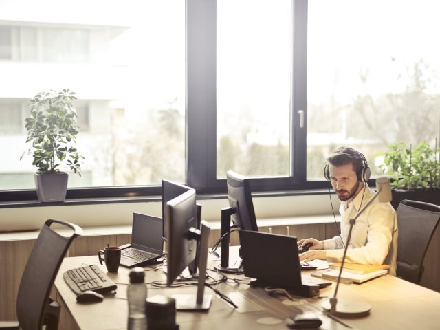 Obětí kyberbezpečnostního incidentu ve veřejném cloudu se stalo 67 % českých organizací 