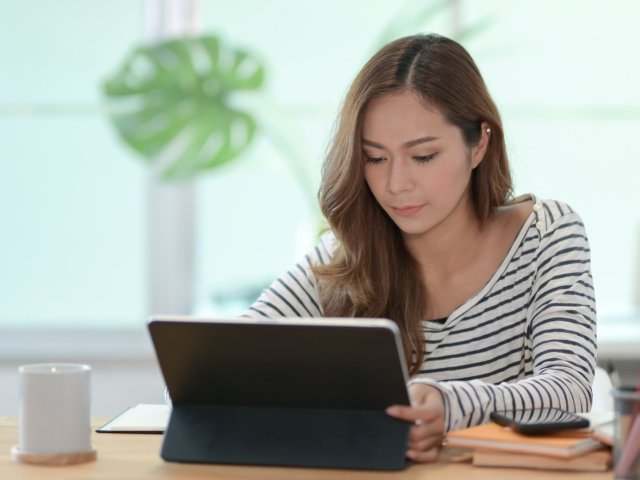 Na odkaz ve phishingovém mailu kliknou až 4 % uživatelů