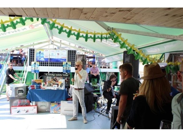 Po Vltavě s eD‘ system Czech