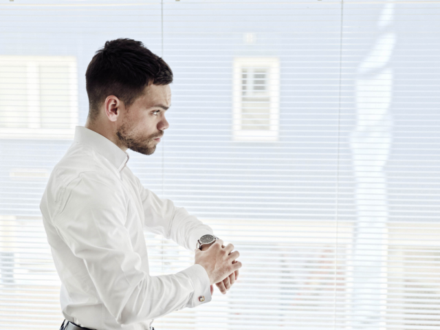 Firmy platí po splatnosti. V průměru o 20 dnů později než v roce 2019