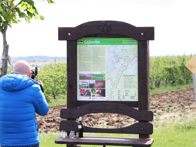 Jak vypadaly E-Čejkovice, první virtuální partnerské setkání SWS?