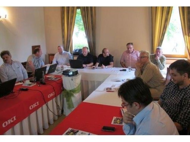 Jarné stretnutie Oki s bielym tlačom