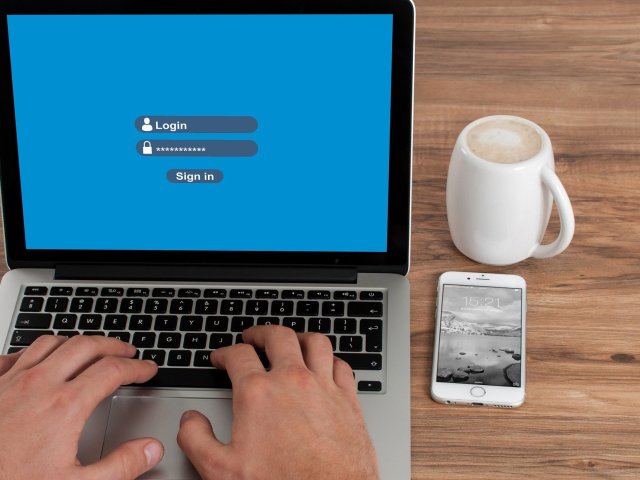 Češi musí obcházet bezpečnostní pravidla, aby byli schopni dokončit svou práci