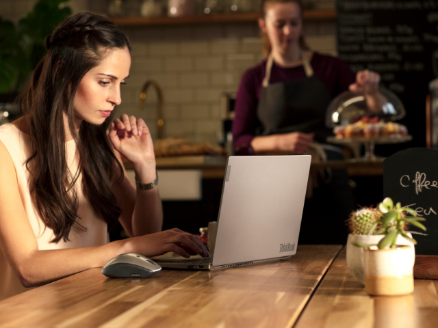 Lenovo prodlužuje záruku počítačů a tabletů