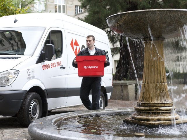 Kvůli koronavirové krizi kleslo využívání B2B zásilek i dobírky