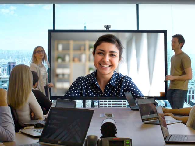 Spolupracujte odkudkoliv s dotykovými displeji Optoma