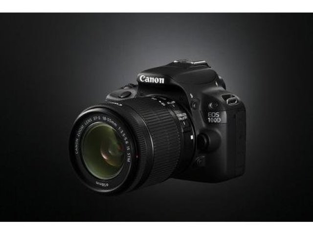 Canon: fotoaparáty EOS 700D a EOS 100D