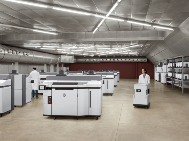HP představilo nový předplacený servis 3D tisku, služby a partnerství s cílem urychlit svým zákazníkům digitální výrobní proces
