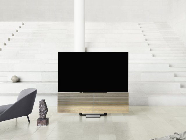 Bang & Olufsen uvedl na český trh televizi Beovision Harmony a soundbar Beosound Stage