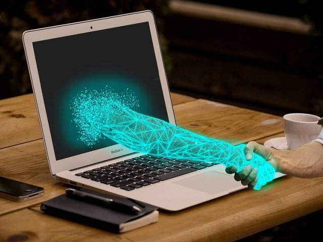 Firmám, které se přizpůsobují technologickým inovacím, rostou výnosy dvakrát rychleji