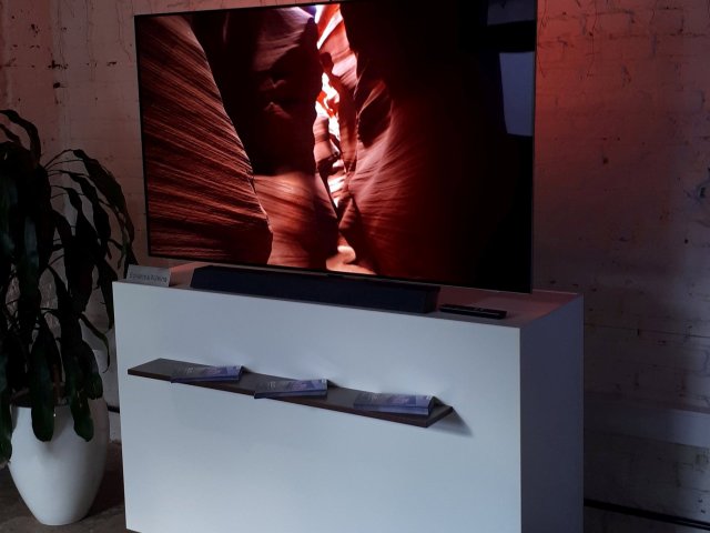 Nové OLED TV Philips zaujmou nejen zvukem od Bowers & Wilkins