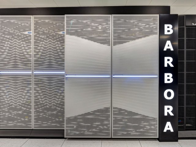 V Ostravě spustili nový superpočítač Barbora