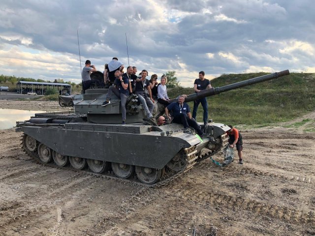 Kdysi tanky, dnes počítače. Axians přivítal účastníky na semináři Cyber ​​War 