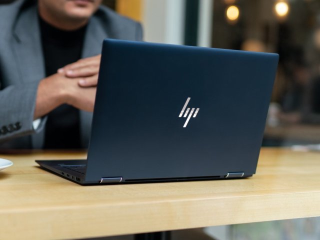 HP představilo vážku mezi notebooky