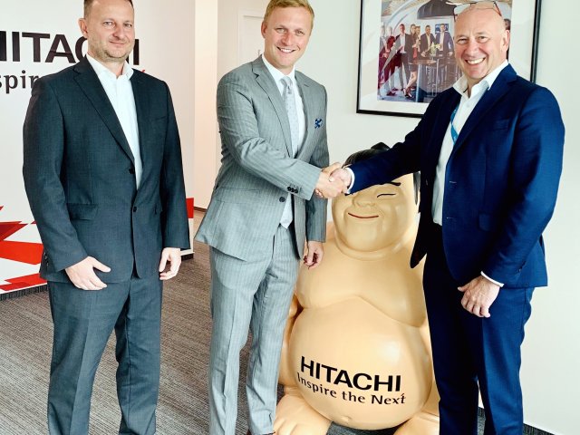 DNS založila samostatnou divizi Hitachi