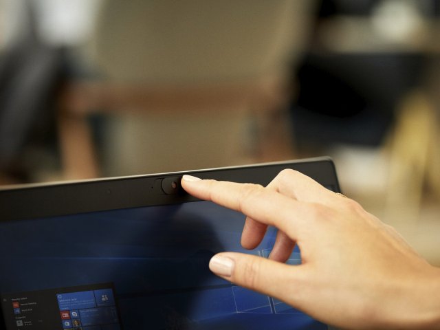 HP zlepšuje zabezpečení počítačů pomocí umělé inteligence, představilo nástroj HP Sure Sense