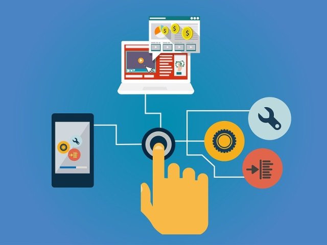 O nákupu v e-shopu rozhoduje skladová dostupnost v kombinaci s cenou